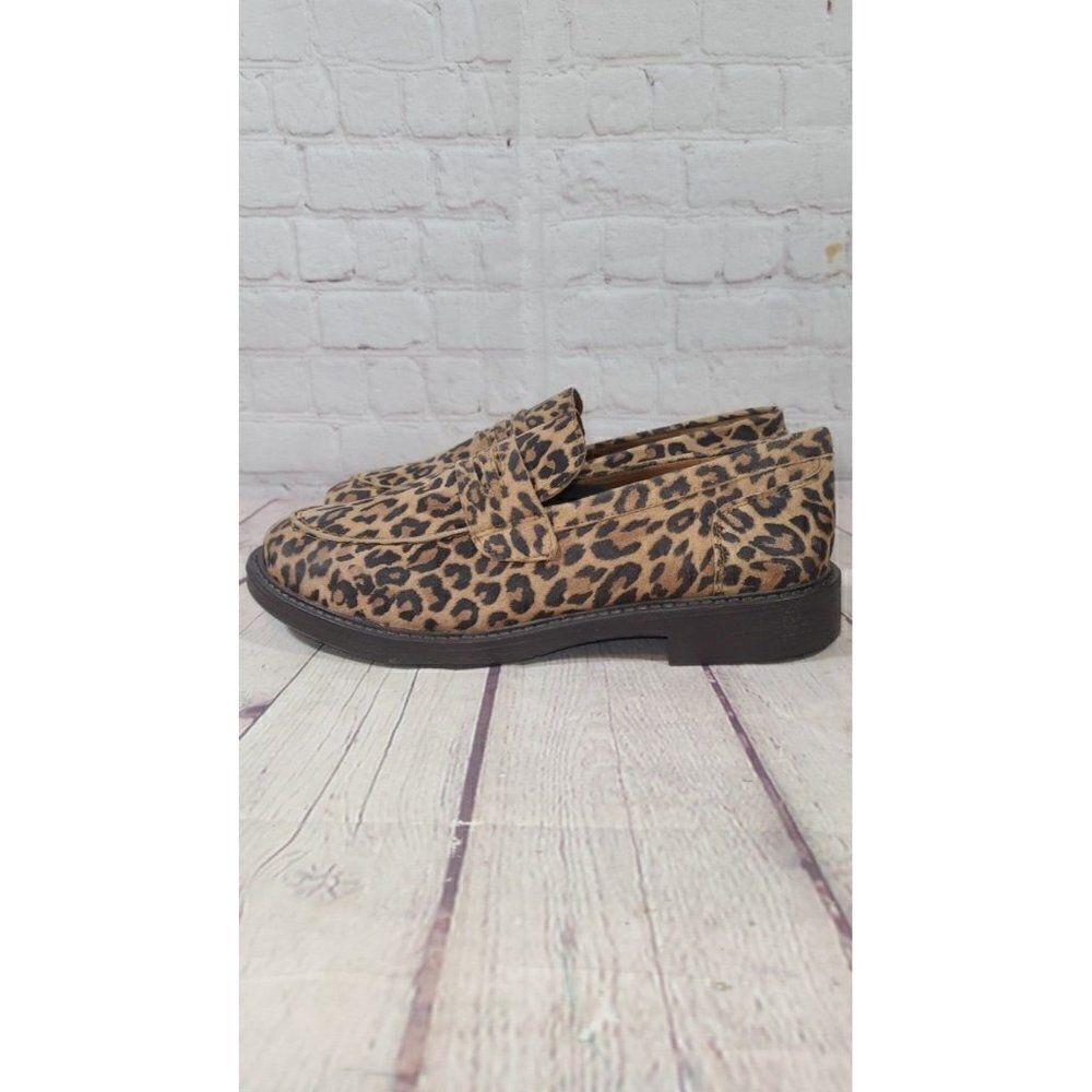 Artisan by Zigi Karine Cheetah Print Loafers Women's Size 8.5